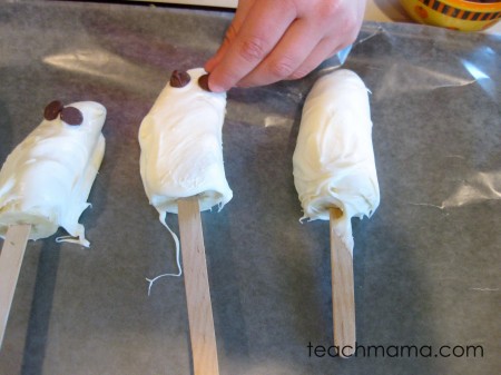 spooky halloween treats