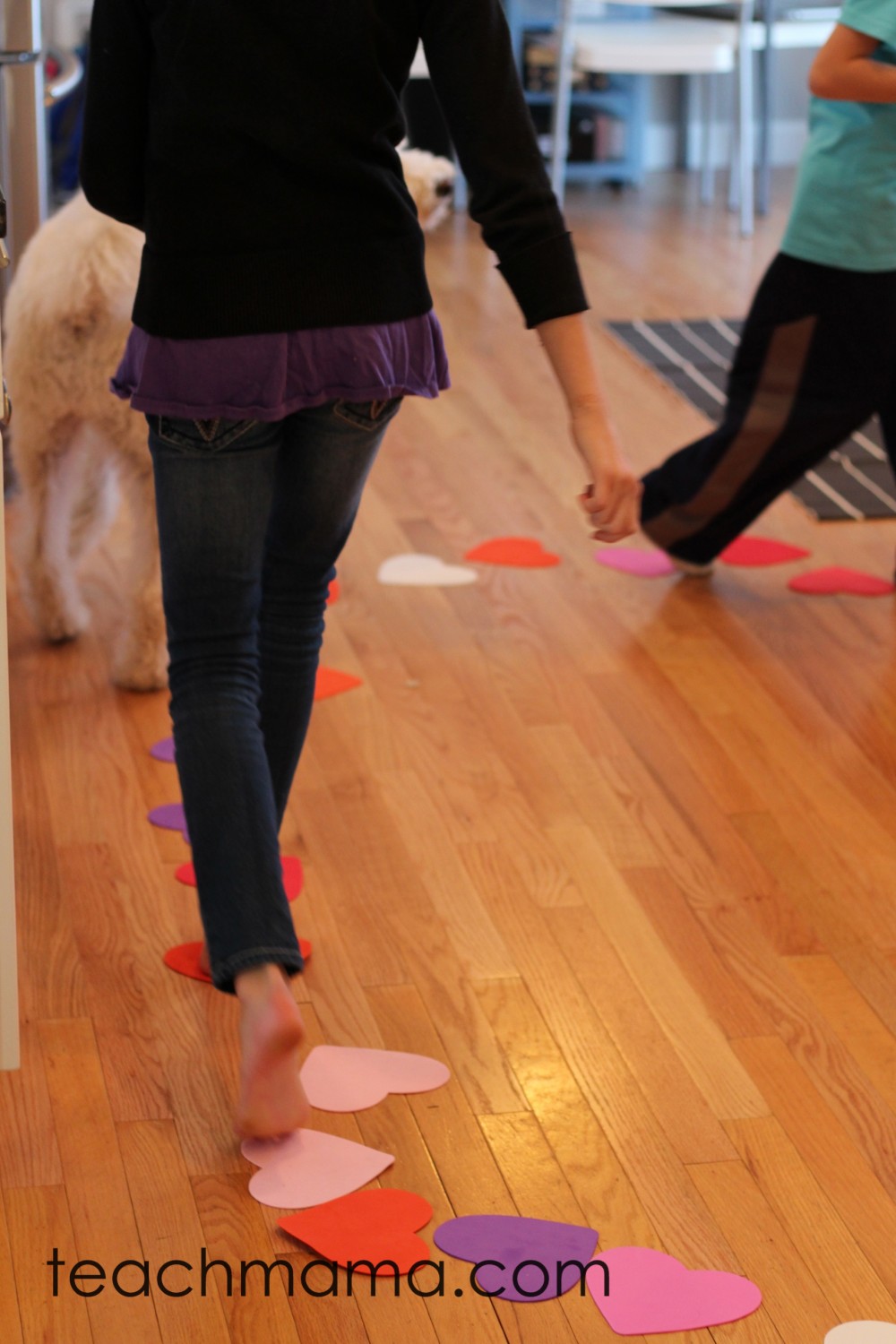 musical hearts reading, moving, & crazy-fun kid game teachmama.com
