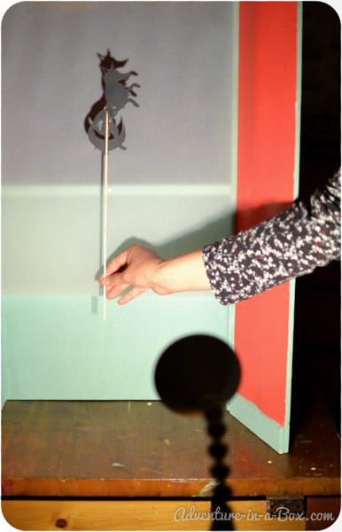 the fox and the crane: shadow puppets with printables | guest post by  @liskarediska on teachmama.com