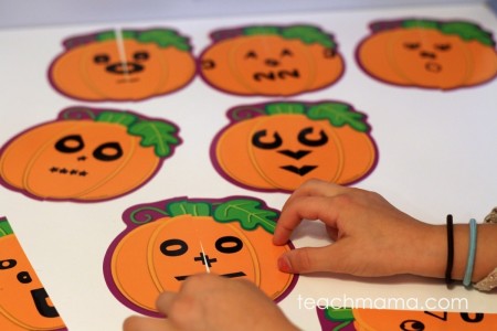 pumpkin match game | teachmama.com 