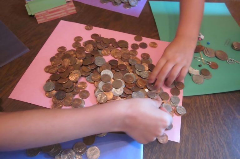 Playing With Money Counting, Wrapping, Estimating Coins