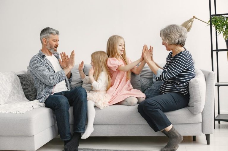 Simple Ways to Help Older Loved Ones Feel Comfortable