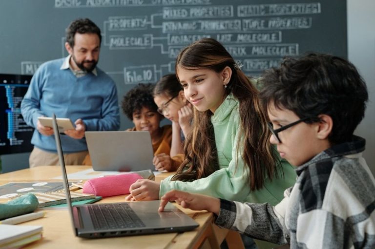 What Qualities Make a Great Teacher and an Effective Educator