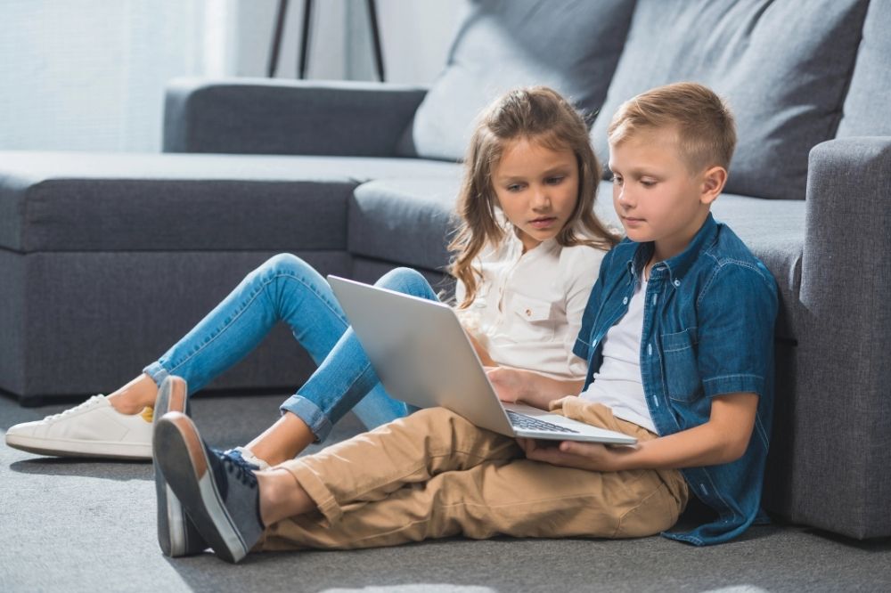 Safety rules for kids when online